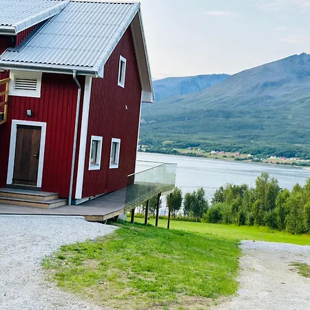 Holiday home Leirvag